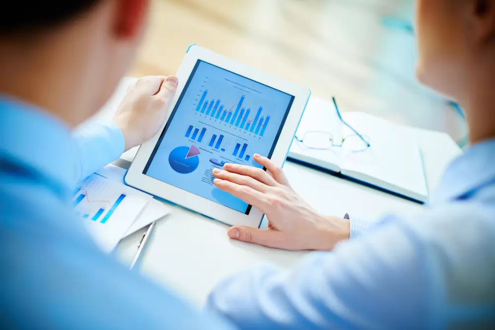 Healthcare Analytics & BI Dashboards